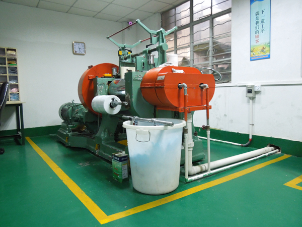 硅膠廠家的聯系方式是什么