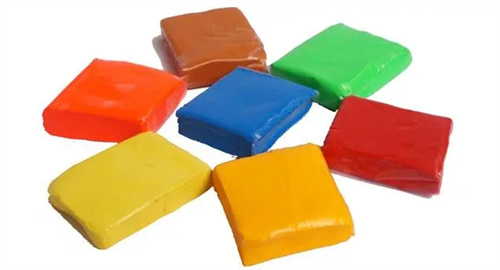 硅膠產(chǎn)品調(diào)色小竅門(mén)，不同色系搭配比例如何調(diào)整！